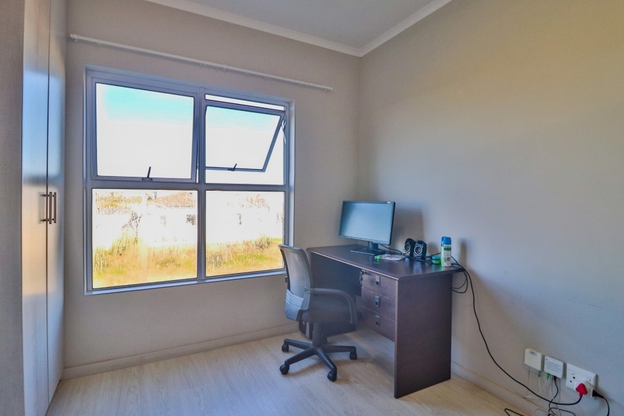 3 Bedroom Property for Sale in Parklands Western Cape